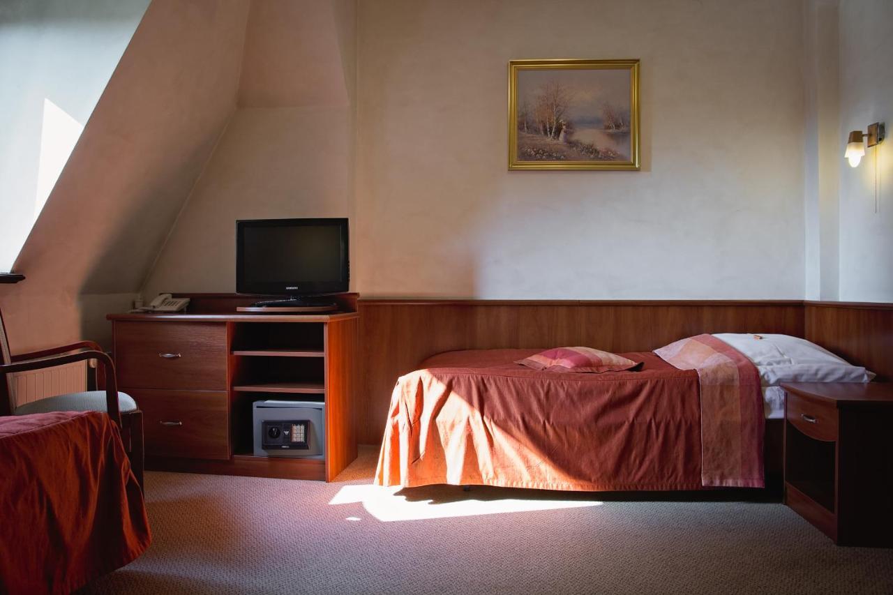 Hotel Dabrowka